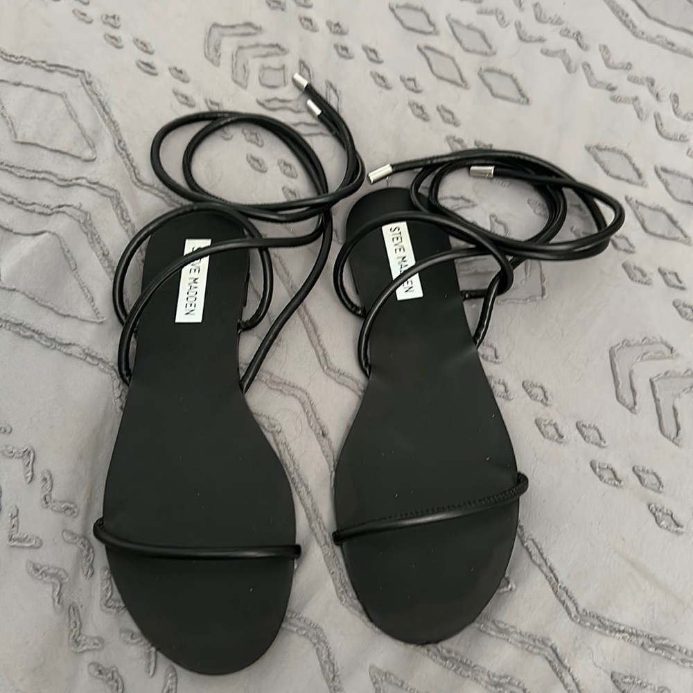 Steve Madden black sandals. NWOT